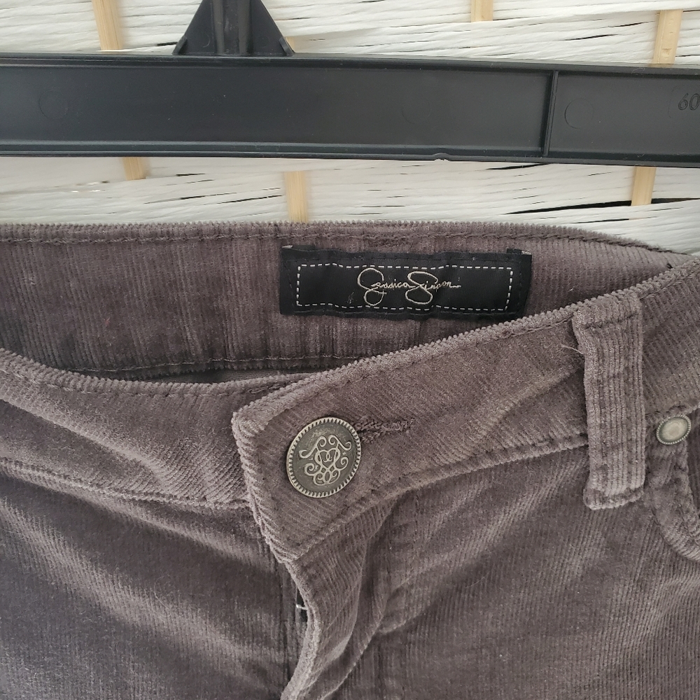 Jeans - Picture 2 of 3